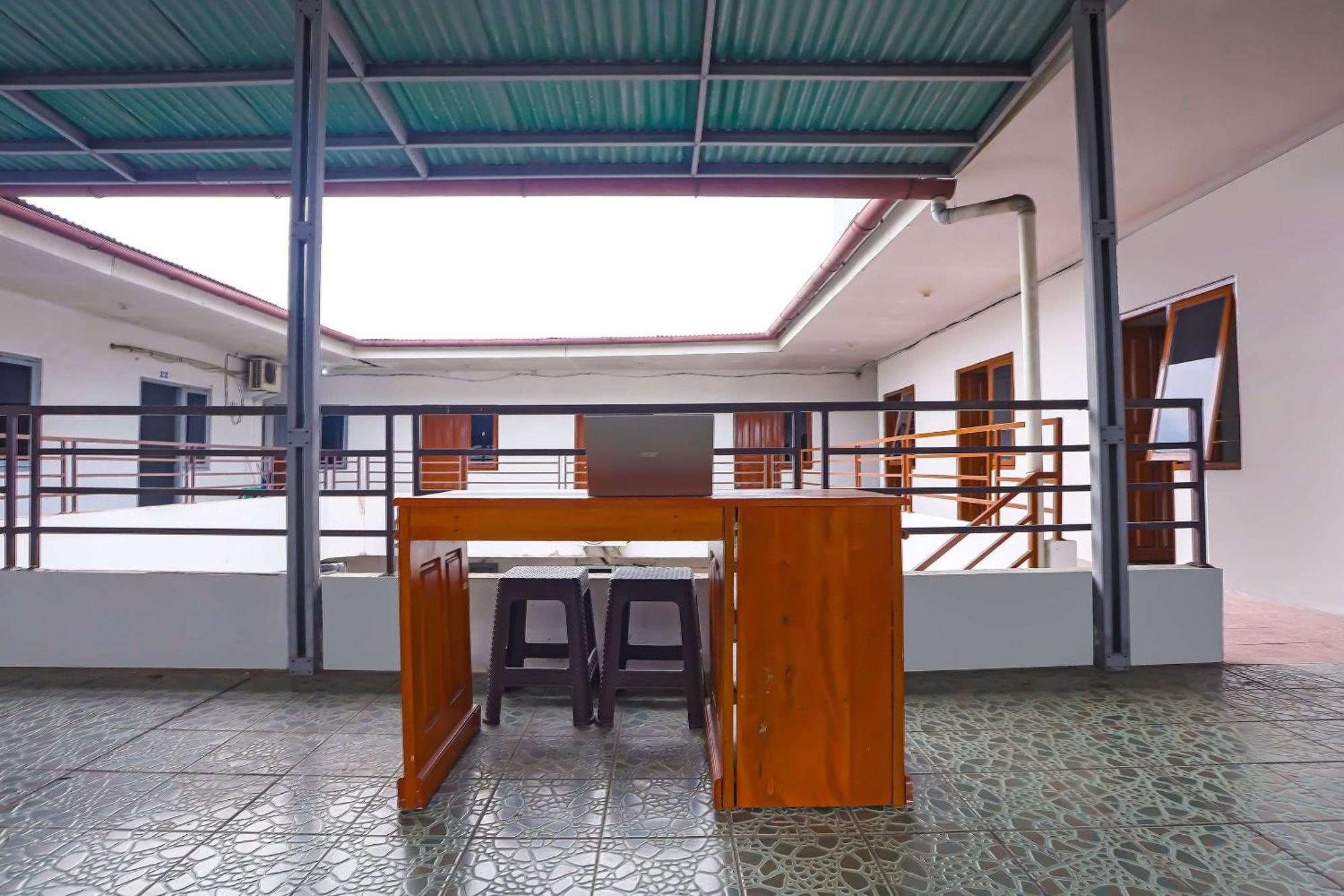 Spot On 92421 City Kost Syariah Pangkal Pinang Esterno foto