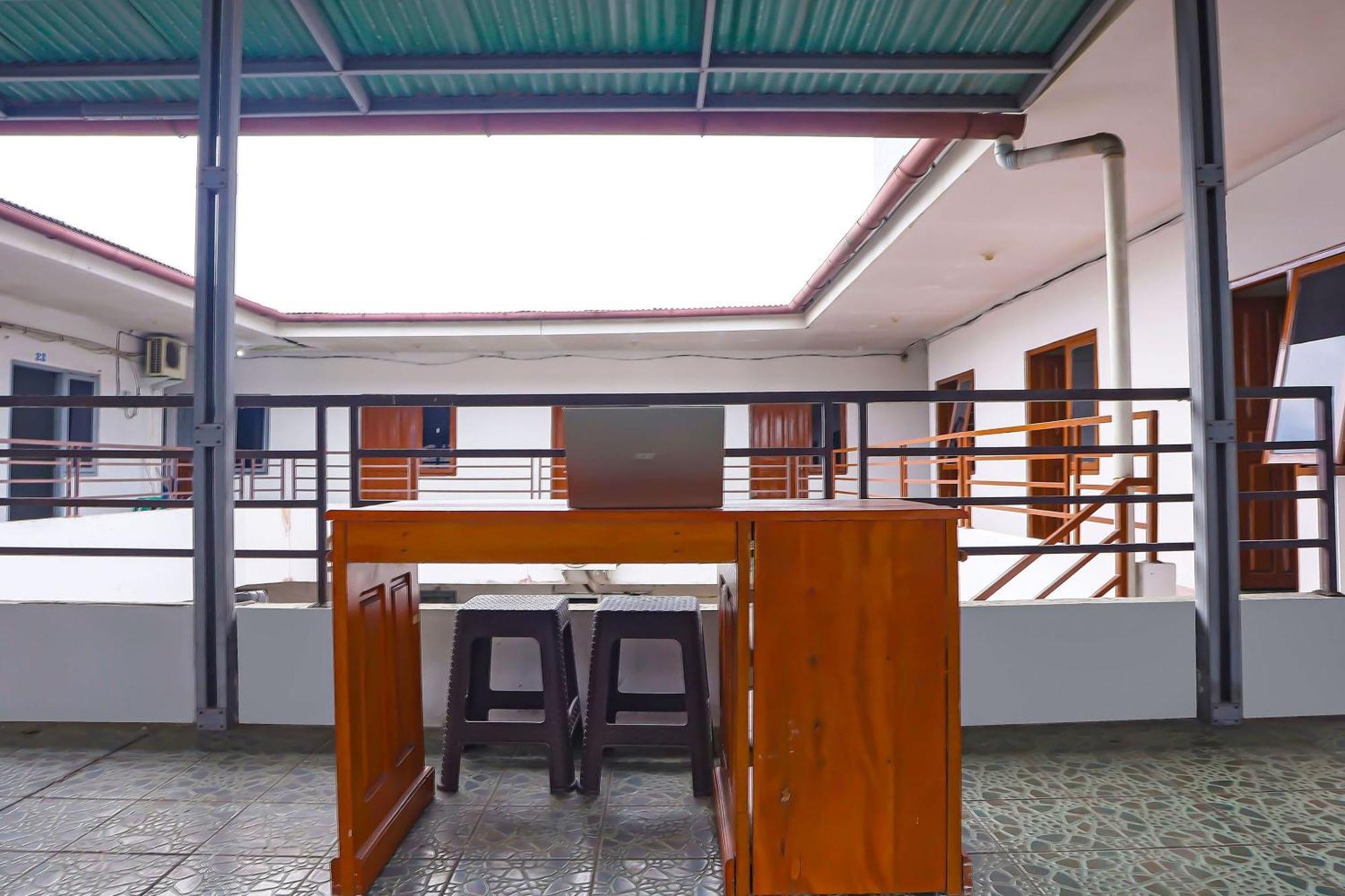 Spot On 92421 City Kost Syariah Pangkal Pinang Esterno foto